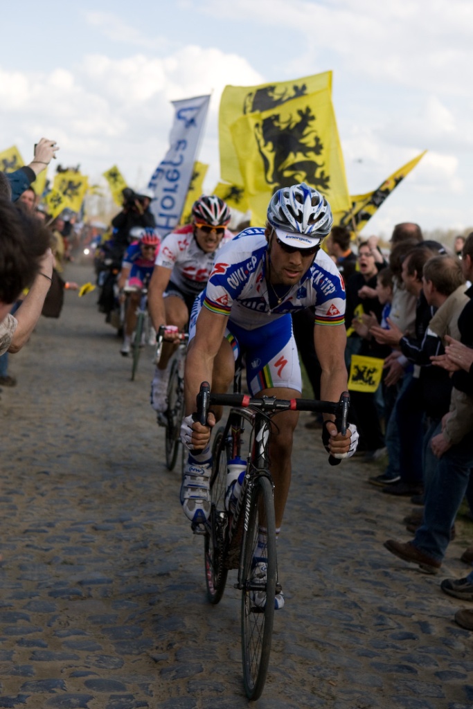 Tom Boonen at Paris-Roubaix (Photo: wikimedia commons - tetedelacourse)